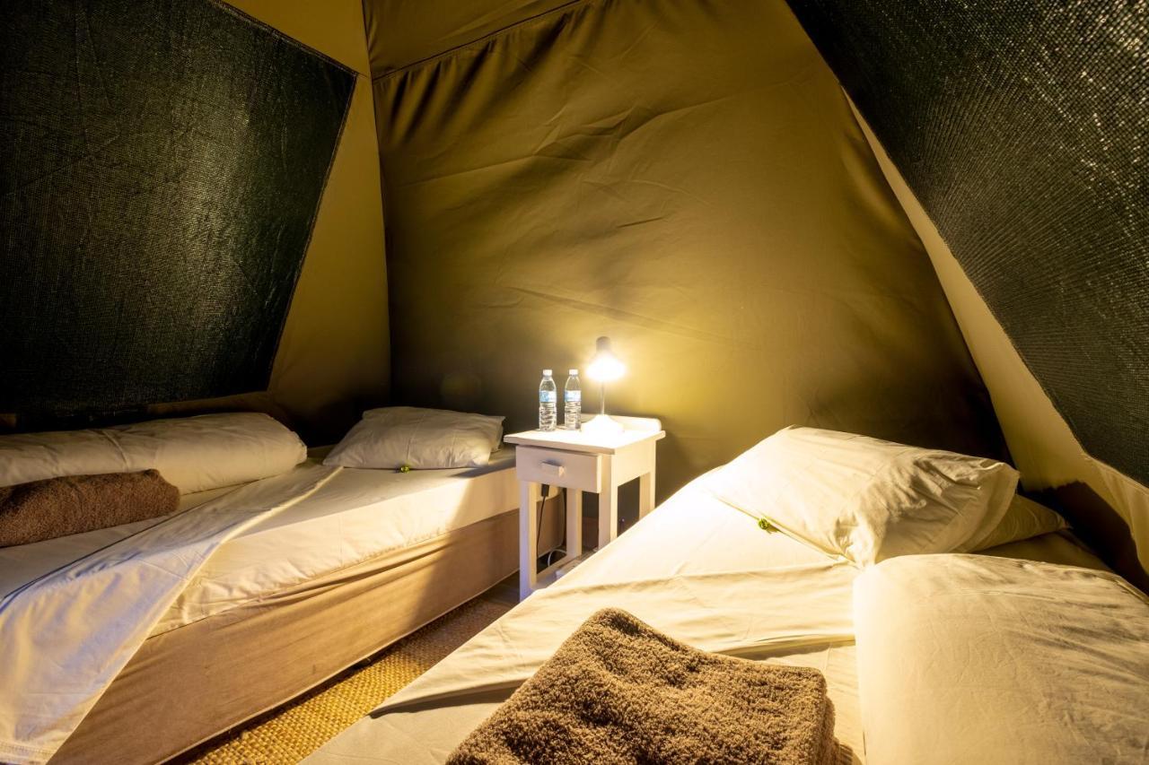 Urban Camp Hotel Уиндхоек Екстериор снимка